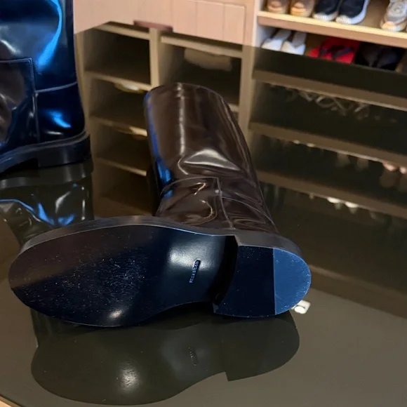 Jil Sander Glossy Black Heeled Boots - Picture 2 of 9